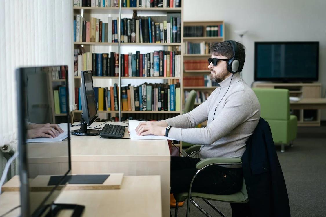 Accessibility Challenges And Opportunities in the E-learning Industry