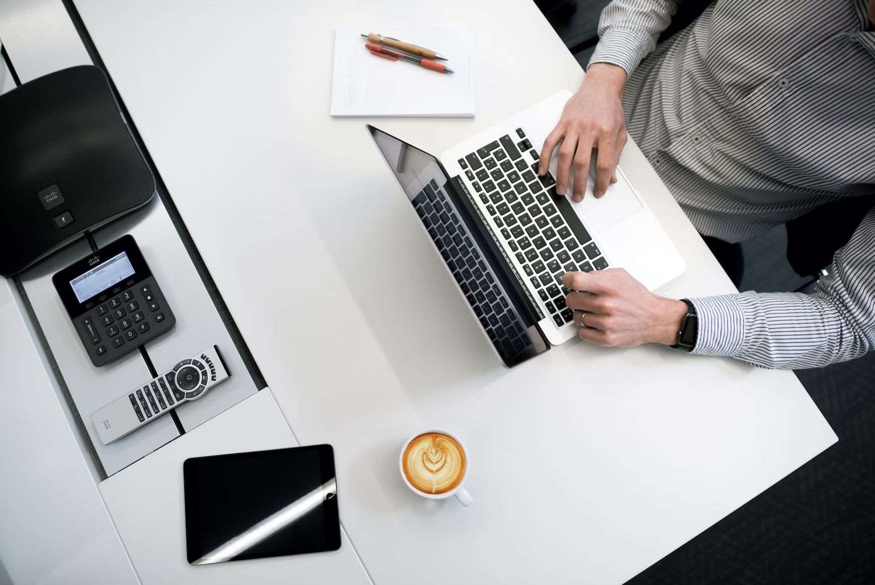 Best Captions for IT and Tech Companies: Why They Matter