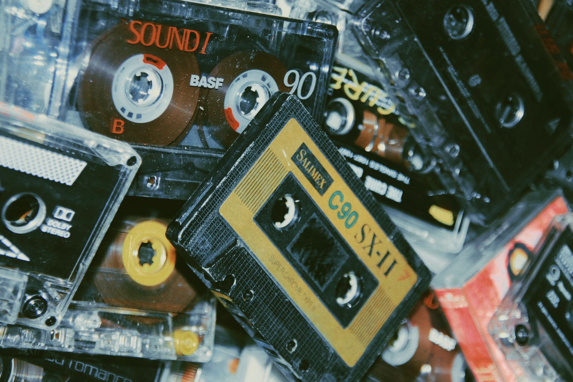 Two Ways To Digitise Your Cassettes - a Quick How To