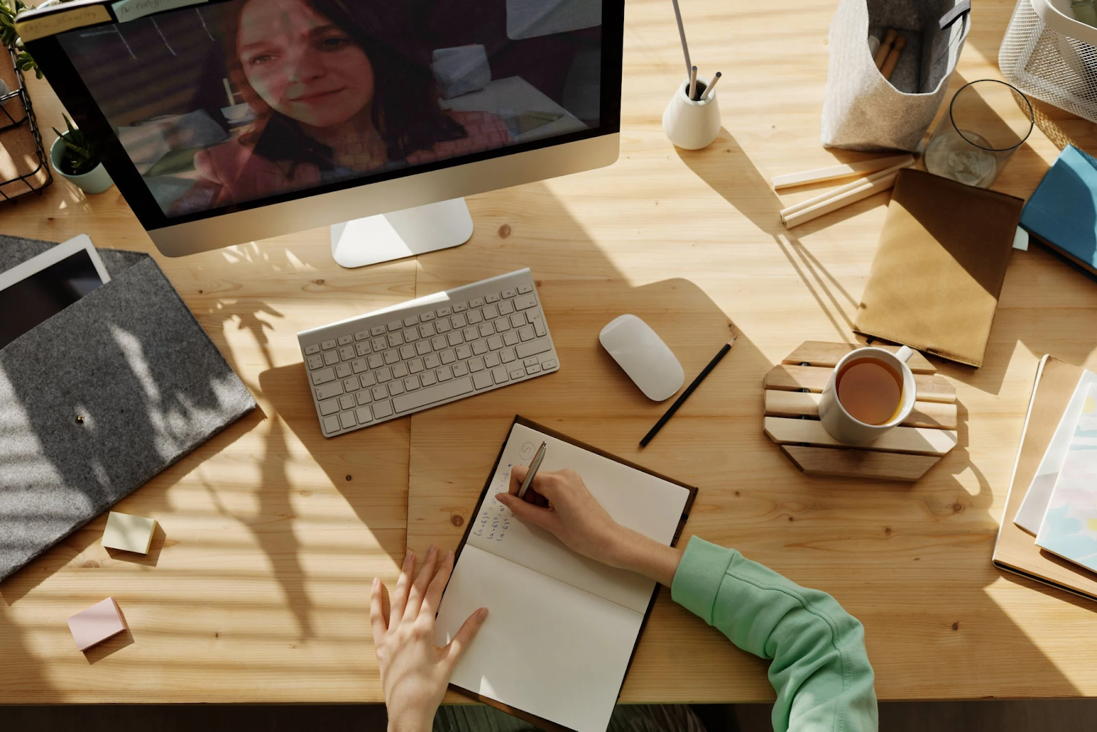 8 ways an audio transcription software can enhance remote work